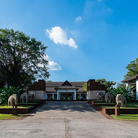 Tawa Ravadee Resort Prachinburi, A Member Of Worldhotels Distinctive Si Maha Phot Exterior photo